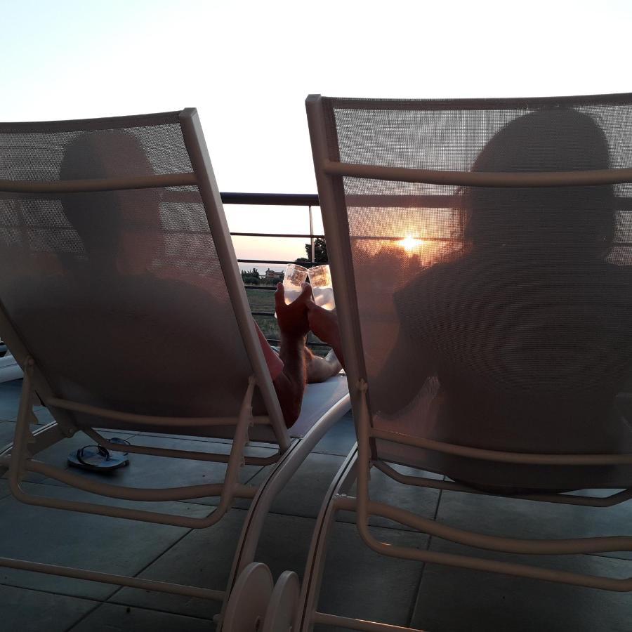 Апартаменти Garden'S Sunset Αvra Неа-Міханіона Екстер'єр фото